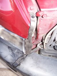 ai95.photobucket.com_albums_l128_firefighter_2000_Sport_20Headlights_20Installation_000_0300.jpg