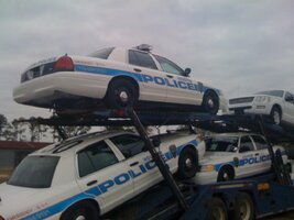ai47.photobucket.com_albums_f196_m3rican_2010_20Police_20Equipment_20Sales_IMG_0248.jpg