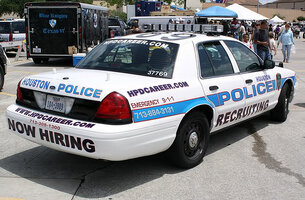 ai47.photobucket.com_albums_f196_m3rican_2010_20Police_20Equipment_20Sales_3500662316_a86ec3cf44.jpg