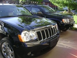 ai149.photobucket.com_albums_s44_linemanjas_08_20Grand_20Hemi_workandnewjeep031.jpg