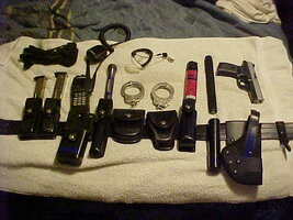 ai150.photobucket.com_albums_s114_kc8rsr_duty_20belt_beltout3.jpg