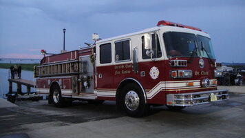 ai47.photobucket.com_albums_f196_m3rican_2010_20Police_20Equipment_20Sales_DSC03358.jpg
