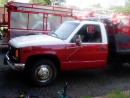 ai170.photobucket.com_albums_u259_amccullers_EFD_20trucks_P1010035.jpg