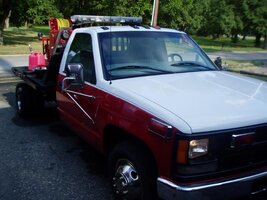 ai170.photobucket.com_albums_u259_amccullers_EFD_20trucks_P1010037.jpg
