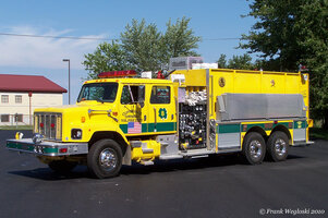 aindianafiretrucks.com_pictures_putnam_cloverdale_engine_78_ds.jpg
