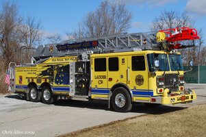 aindianafiretrucks.com_pictures_madison_chesterfield_Union_township_ladder_55_os2.jpg