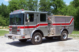 aindianafiretrucks.com_pictures_lagrange_johnson_township_engine_53_ds.jpg