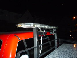ai130.photobucket.com_albums_p247_ct_bigcat_Lightbar_20Build_Off_P1030503.jpg