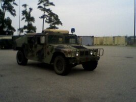 afc07.deviantart.net_fs51_f_2009_337_2_8_Army_MP_HMMWV__a_k_a__Hummvee__by_Divinicus.jpg afc07.deviantart.net_fs51_f_2009_337_2_8_Army_MP_HMMWV__a_k_a__Hummvee__by_Divinicus.jpg
