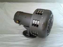 vintage federal and signal siren model 28. 12 volt work!