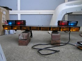 ai1171.photobucket.com_albums_r546_TheCopFoxStop_Light_20Bars_P1010308.jpg