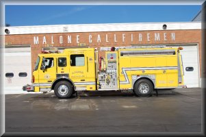 ai299.photobucket.com_albums_mm293_philyumpshus_Fire_20Apparatus_Engine103.jpg