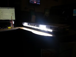 ai64.photobucket.com_albums_h191_tritontim47_Lightbar_20Projecc9c76e054fc525782918d95164136cc3.jpg