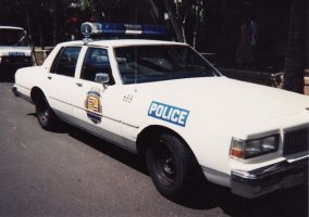 ai41.photobucket.com_albums_e299_Warubozu47_HIHonoluluPolice03_vi.jpg