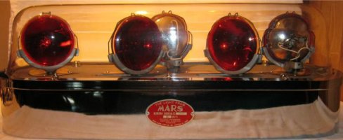aimg.photobucket.com_albums_v660_fdny5555_Emergency_20equipmen70dc85ac46543df41b3f562a8a821a9d.jpg
