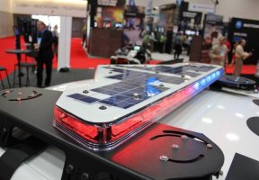 awww.policemag.com__Images_photogallery_L_Valor_solar_lightbar.jpg