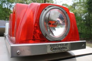 ai93.photobucket.com_albums_l41_Pimpala03_collection_LectricLites_IMG_0630.jpg