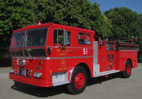 awww.massfiretrucks.com_LA_20County_20Engine_2051_20Ward.jpg
