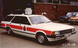 awww.policecaruk.com_50YearsMotorwayPolicing_files_MW56_20001.jpg
