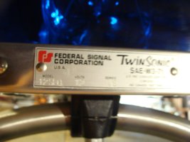 Federal Signal Twinsonic 007.JPG