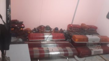 216763